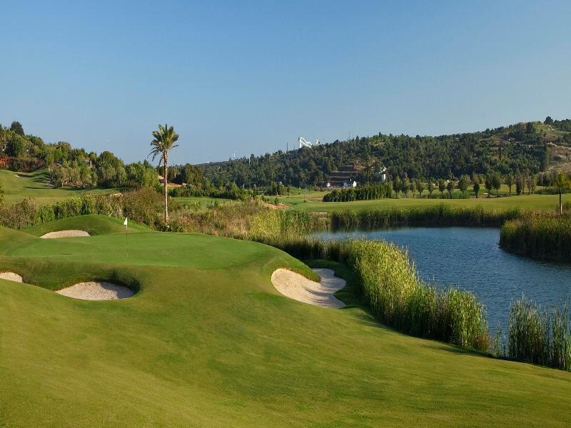 Amendoeira Golf 4* Armação de Pêra